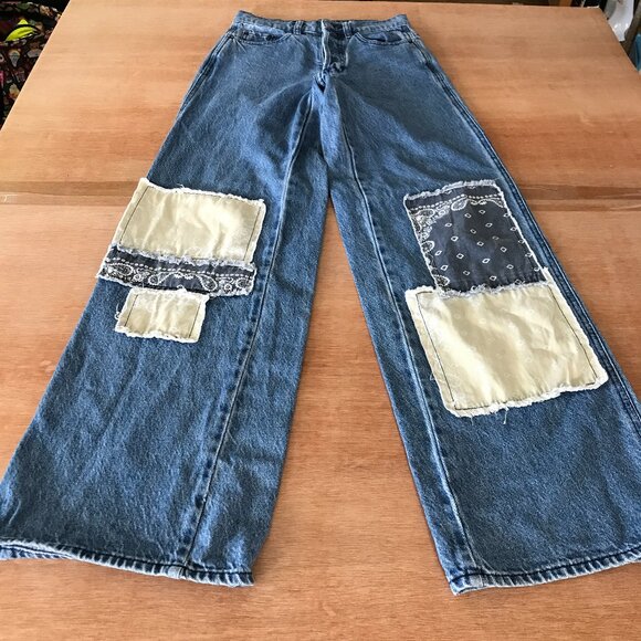Pacsun Baggy Jeans Women 23 Blue Bandana Patch Mid Rise Button Fly Stretch 17254 - Picture 1 of 15